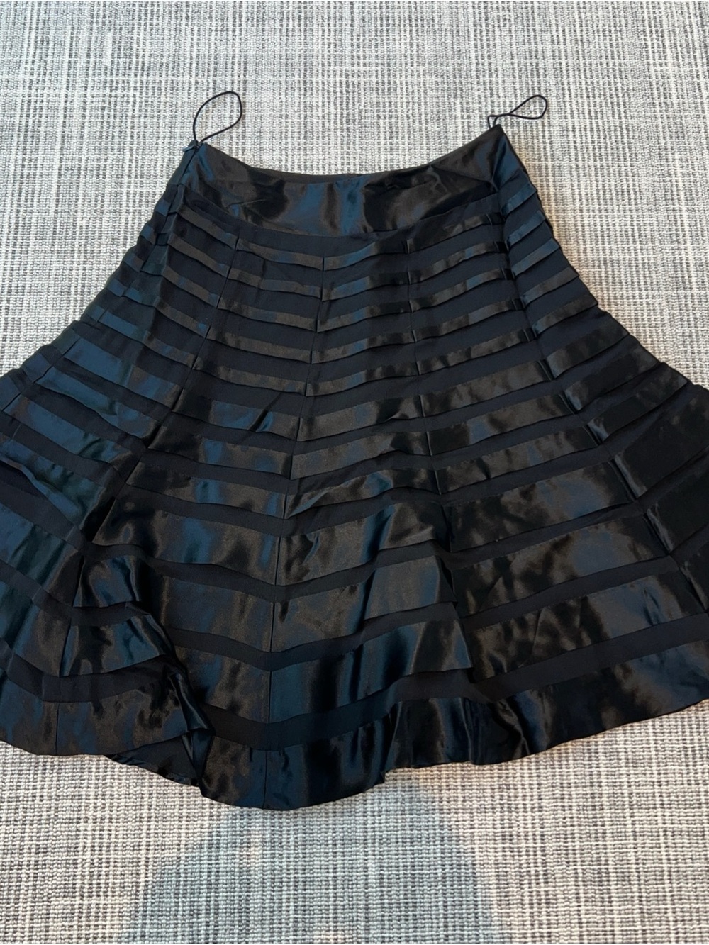 Carmen Marc Valvo Formal Black Circle silk Skirt size 2